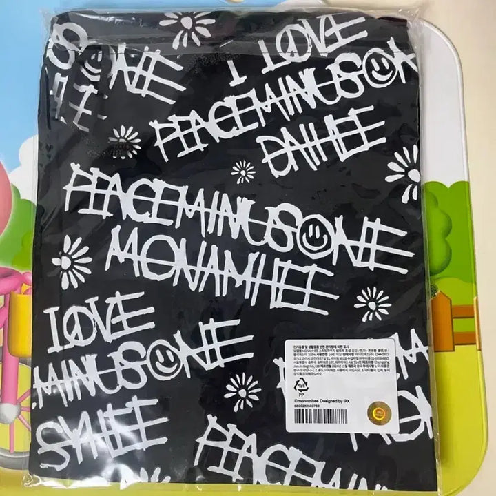 [BUNJANG] PEACEMINUSONE Monamhee Gift Bag / 피스마이너스원 피마원 모남희 기프트백