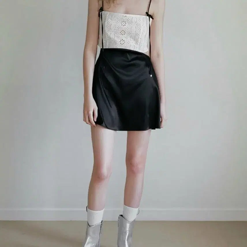 [BUNJANG] Overdue Flare Lagoon Lace Satin Dress Black / 오버듀플레어 lagoon lace satin ops black 라군