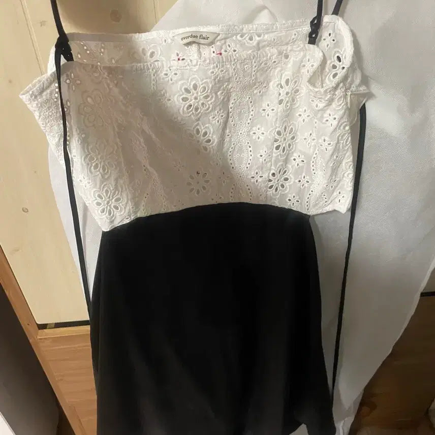 [BUNJANG] Overdue Flare Lagoon Lace Satin Dress Black / 오버듀플레어 lagoon lace satin ops black 라군
