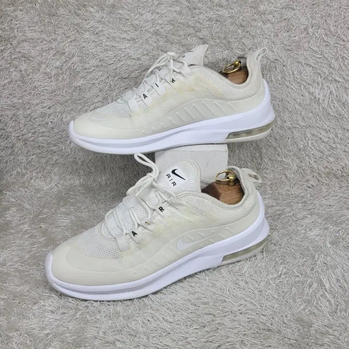 [BUNJANG] Nike Air Max Axis Sneakers / 구제짱짱맨 260 나이키 에어맥스 엑시스 스니커즈
