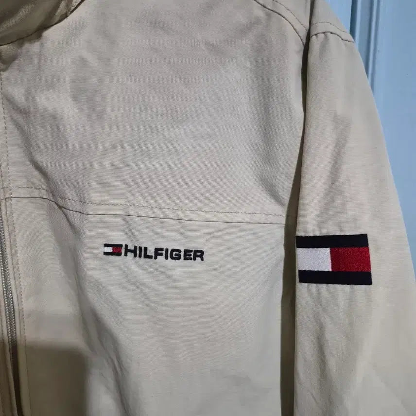 [BUNJANG] Tommy Hilfiger Embroidered Logo Yacht Jacket Beige / [S] 타미힐피거 자수 로고 요트 자켓 베이지