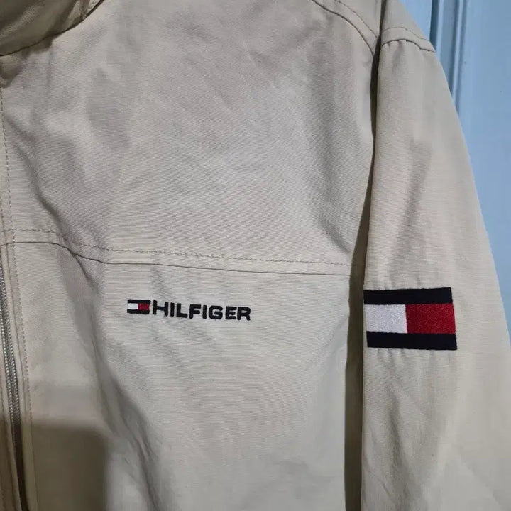 [BUNJANG] Tommy Hilfiger Embroidered Logo Yacht Jacket Beige / [S] 타미힐피거 자수 로고 요트 자켓 베이지