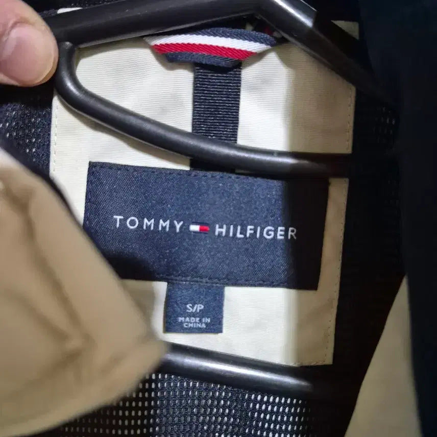 [BUNJANG] Tommy Hilfiger Embroidered Logo Yacht Jacket Beige / [S] 타미힐피거 자수 로고 요트 자켓 베이지