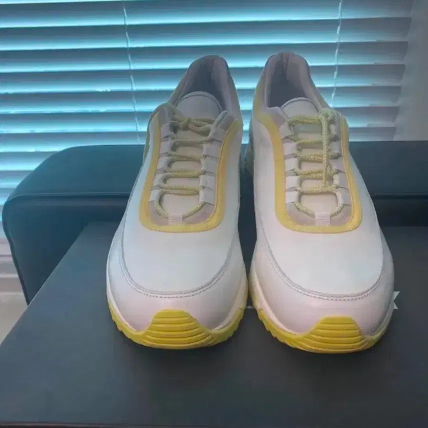 [BUNJANG] Our Legacy Poseidon Runner 42 / 아워레가시 포세이돈러너 42사이즈