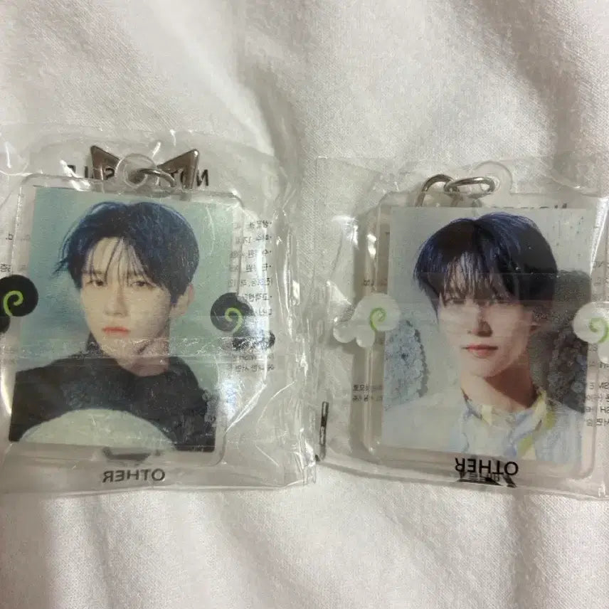 [SOLD OUT] 엔시티 위시 세븐일레븐 아크릴 키링