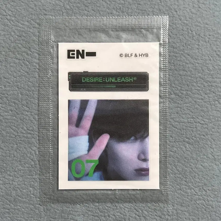 [BUNJANG] ENHYPEN Moncher Tteobushi Sealed / 몽쉘 엔하이픈 띠부실 미개봉