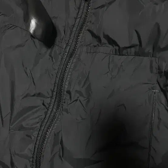 [BUNJANG] Stone Island 20FW Crinkle Reps Hooded Down Jacket / (s) 20fw 스톤 크링클랩스 후드패딩 바람막이