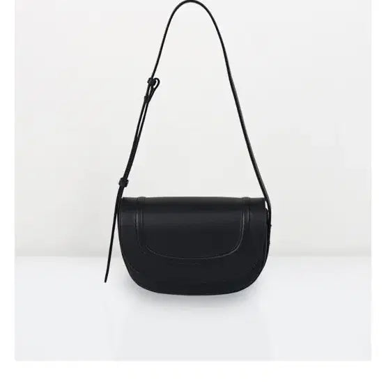 [BUNJANG] LAIDBACK LONI Small Shoulder Bag Black / 레이드백