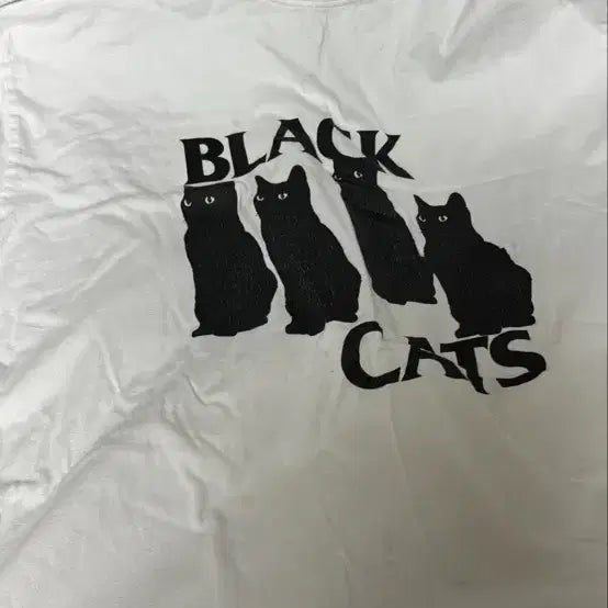 [BUNJANG] Vivastudio Black Cat T-Shirt / 비바스튜디오 블랙캣 티셔츠