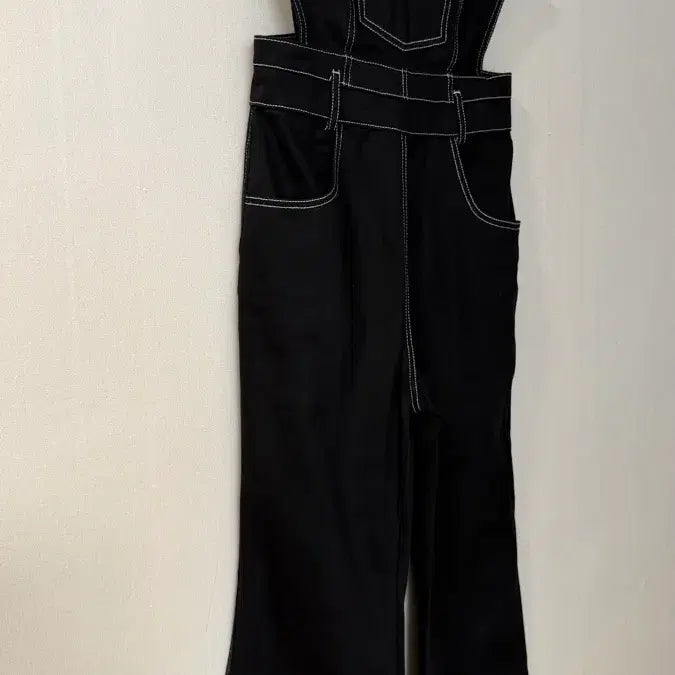 [BUNJANG] Kalieddie Black Stitching Bootcut Jumpsuit / 캘리에디 감각적인 부츠컷 멜빵바지 점프수트 55 정가 239,000원