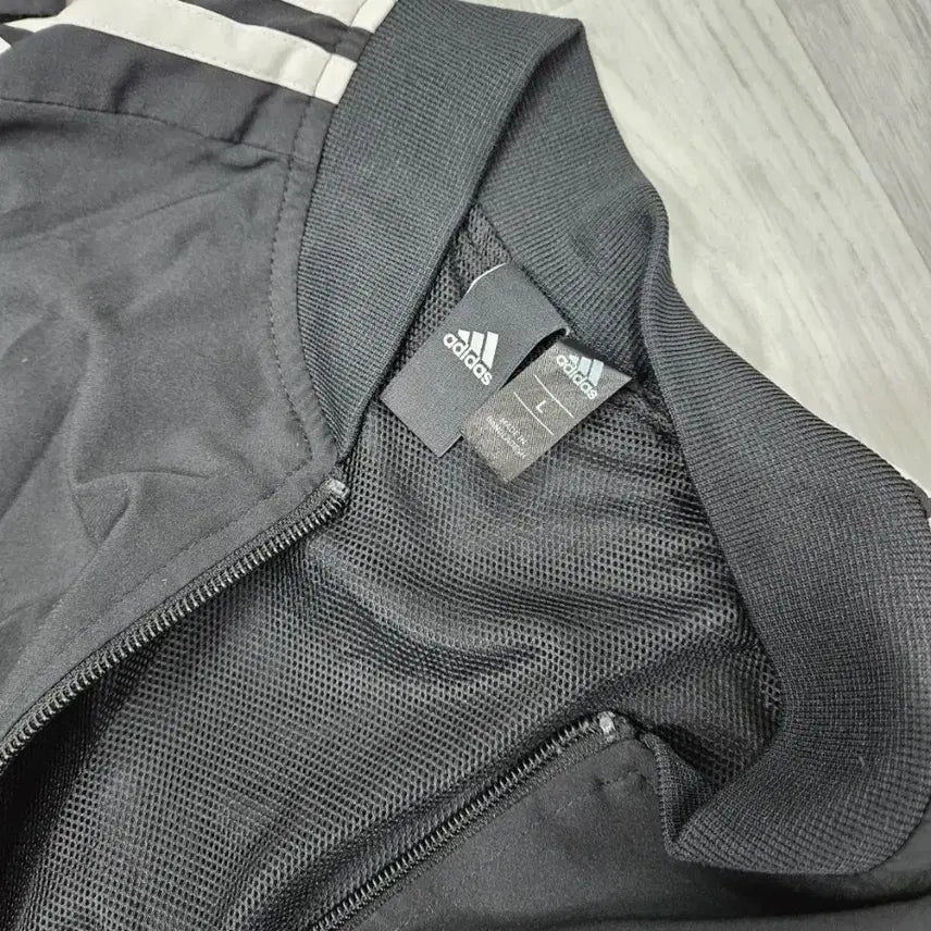 [BUNJANG] Adidas Three-Stripes Track Top Black / 아디다스 삼선 트랙탑 블랙