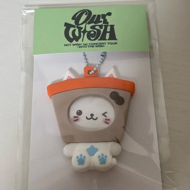 [BUNJANG] NCT WISH Our WISH Concert MD Pin Button Holder Yuushi Sealed Bubble Cat / 엔시티위시 아워위시 콘서트 엠디 핀버튼 홀더 유우시 미개봉 버블냥