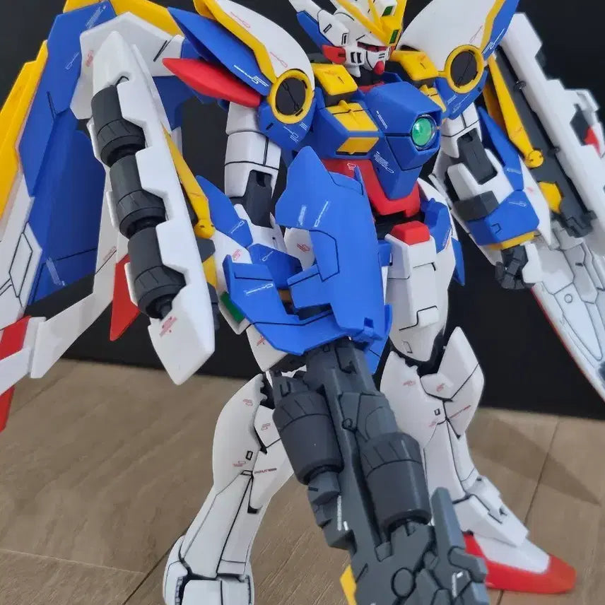 [BUNJANG] MG Wing Gundam Completed Model Kit / MG 윙건담 완성작