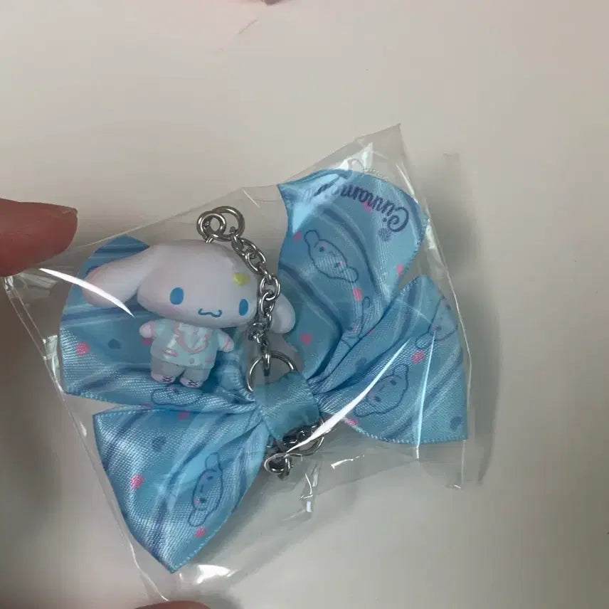 [BUNJANG] Sanrio Cinnamoroll Ribbon Keychain / 산리오 시나모롤 리본 키링 무료배송 팝니다