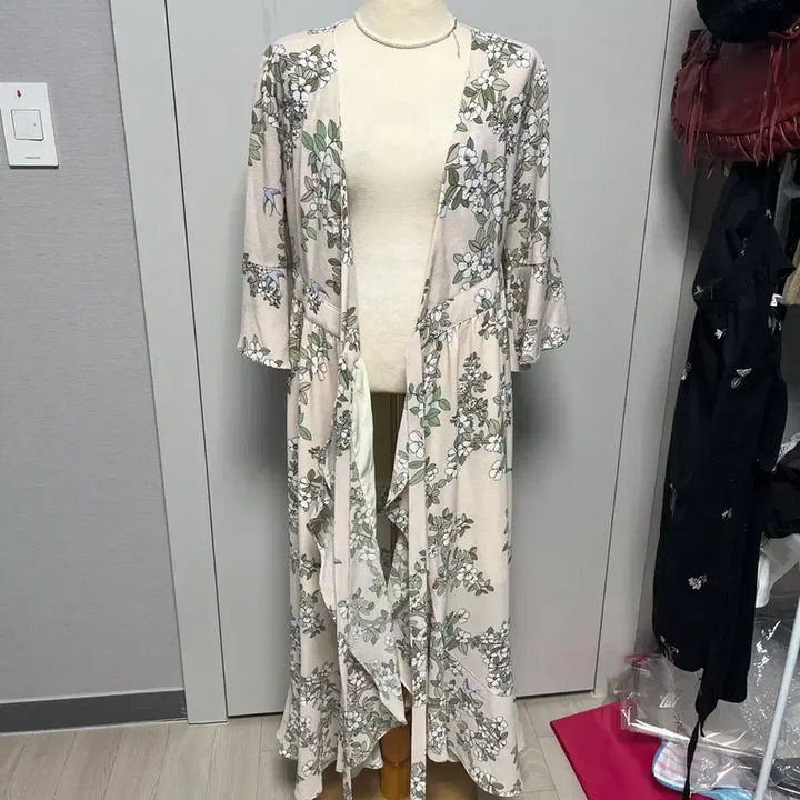 [BUNJANG] Floral Robe / 플로럴 로브