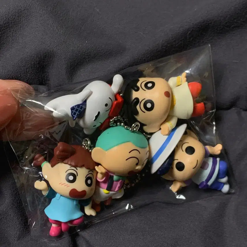 [BUNJANG] Crayon Shin-chan Ddengip Maeul Dancers Gacha Set / 일본 크레용 신짱 짱구는못말려 떡잎마을 댄서즈 가챠 세트