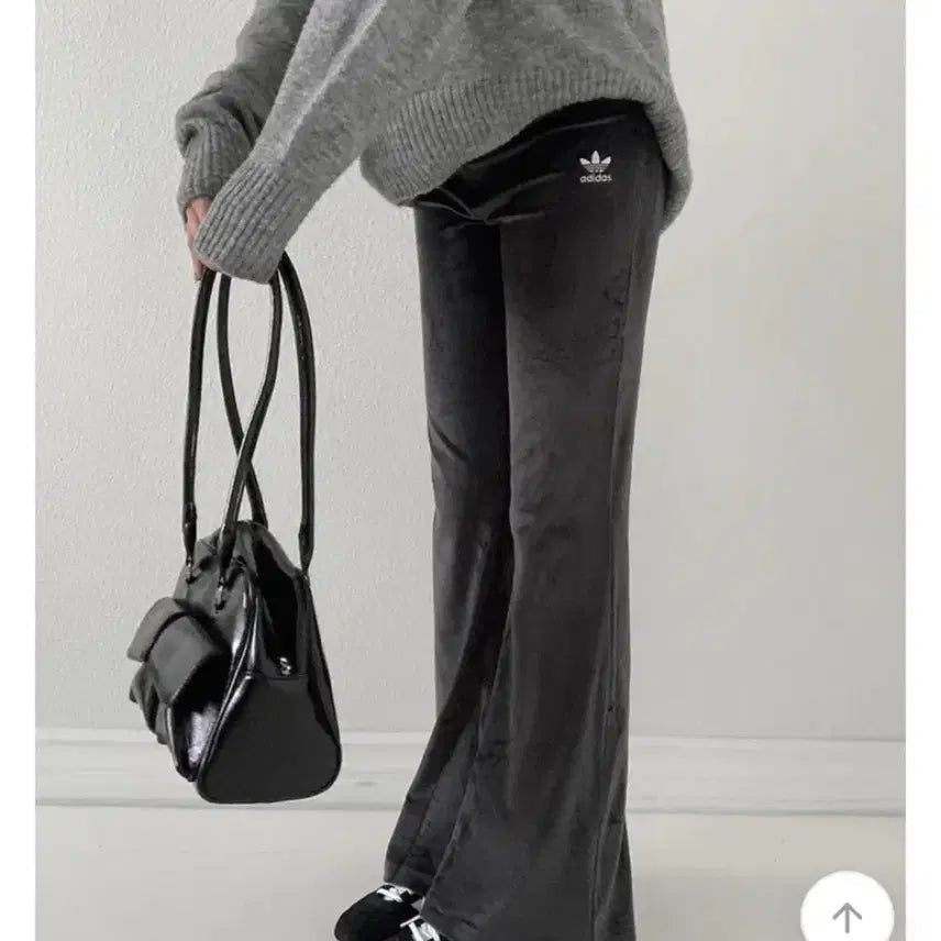 [BUNJANG] Adidas Velvet Flare Pants Black L / 아디다스 벨벳 플레어 팬츠 블랙 L