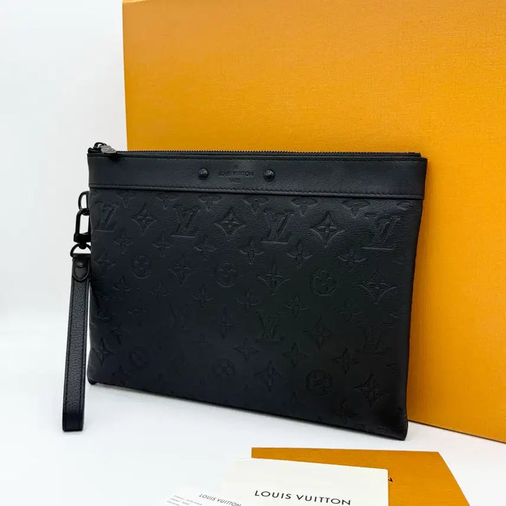 [BUNJANG] Louis Vuitton Shadow Pochette Tougo Clutch Bag / [S급/정품] 루이비통 쉐도우 포쉐트 투고 클러치백