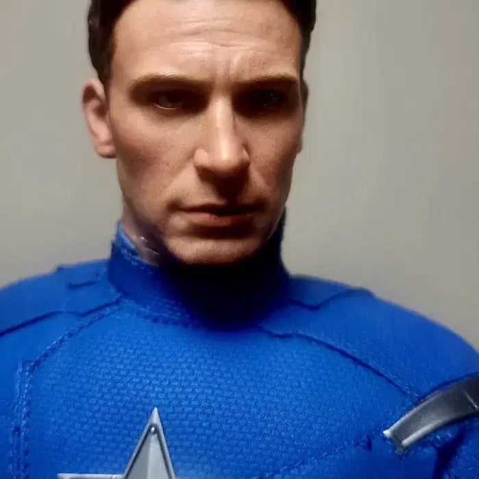 [BUNJANG] Hot Toys Stealth 2.0 Head + Endgame 2012 Version Full Box (Bulk Up) / (오늘만떨이)핫토이 스텔스2.0 헤드+ 앤드2012 버젼 풀박(벌크업)