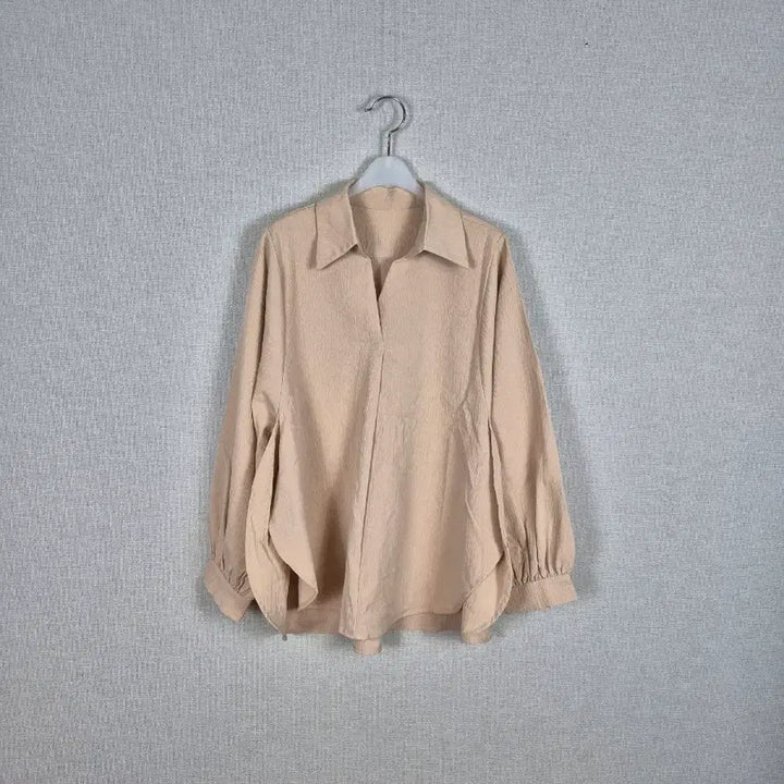 [BUNJANG] Modern Beige Shirt Blouse / 