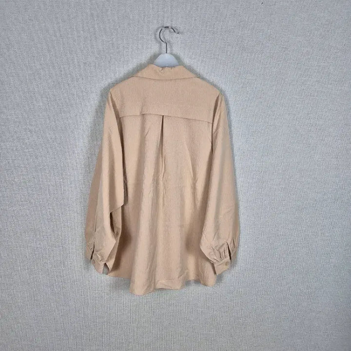 [BUNJANG] Modern Beige Shirt Blouse / 