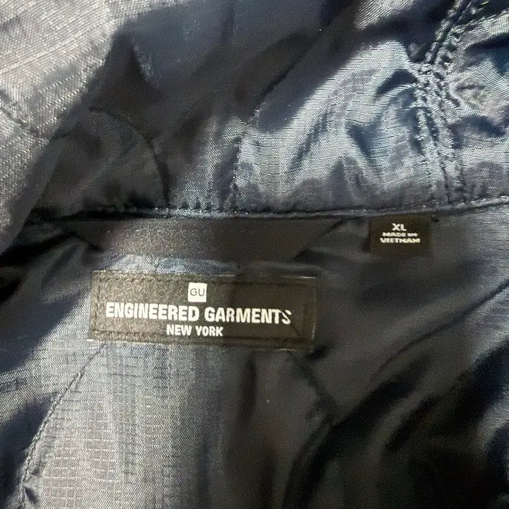 [BUNJANG] GU x Engineered Garments Padded Shell Parka Navy XL / GU x 엔지니어드 가먼츠 패디드 쉘 파카 네이비 Xl