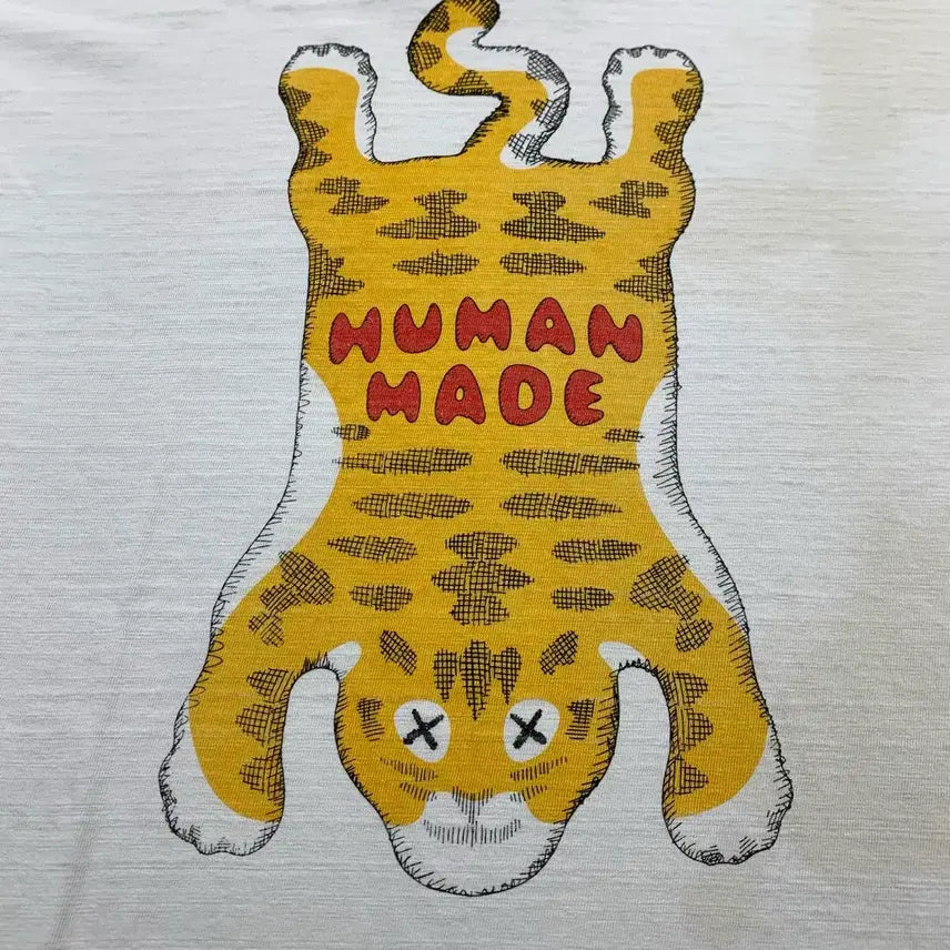 [BUNJANG] Human Made x Kaws Tiger T-Shirt White / 휴먼메이드 x 카우스 타이거 티셔츠 화이트