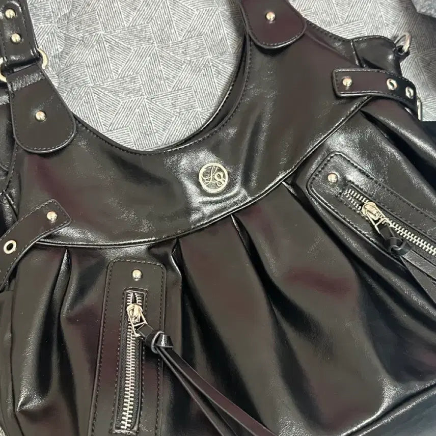 [BUNJANG] ILLIGO Ember Buckle Shoulder Bag Black / ILLIGO 일리고 엠버 버클 숄더 백 블랙