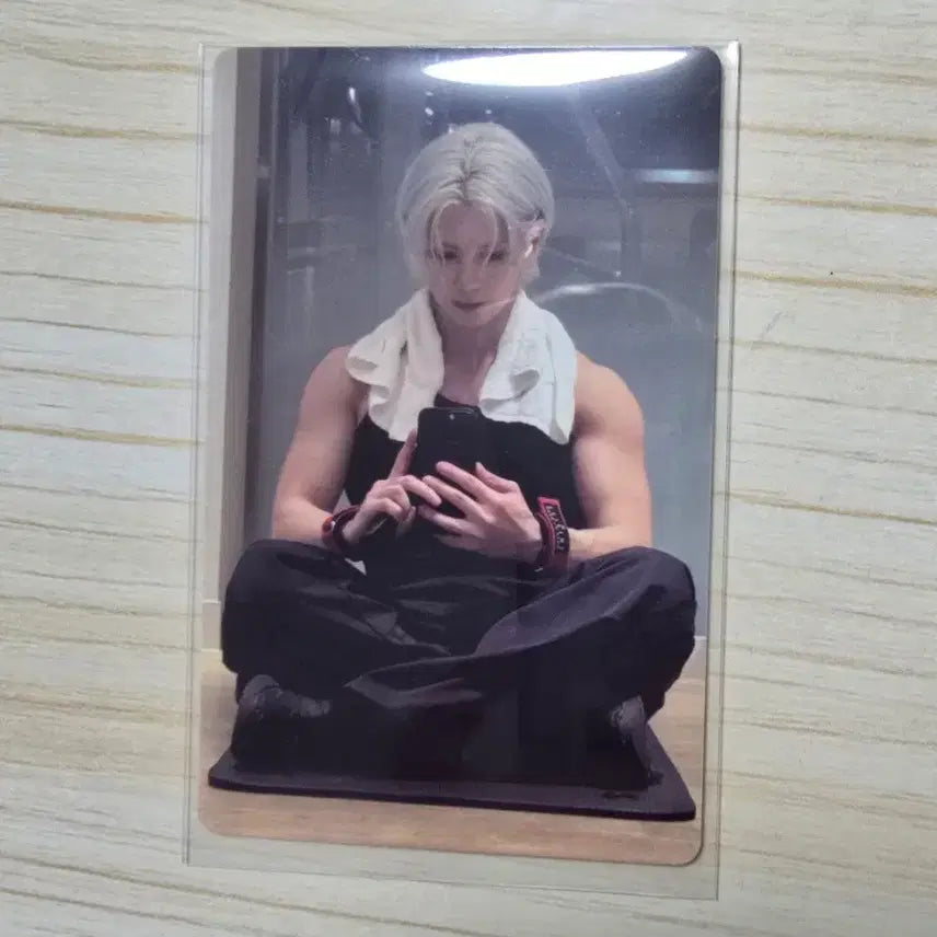 [BUNJANG] ATEEZ GOLDEN HOUR Part.4 Ver. Z Yeosang Photocard / 에이티즈 GOLDEN HOUR Part.4 Ver. Z 여상 포카