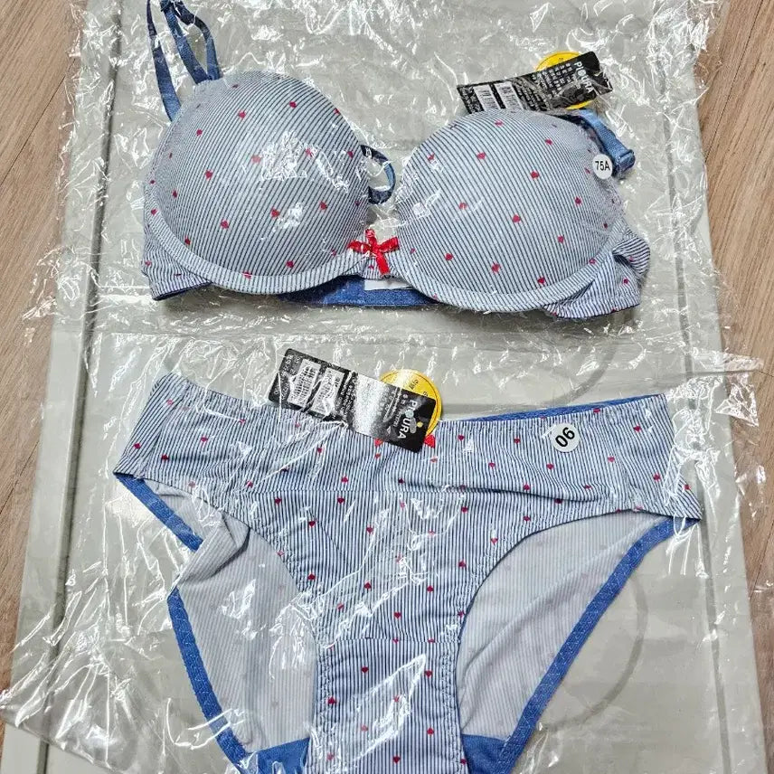 [BUNJANG] dAb Bra and Panty Set / [새상품] dAb 브라와 팬티 세트