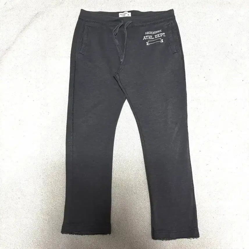 [BUNJANG] Abercrombie &amp; Fitch Charcoal Sweatpants XXL (110) / [XXL,110]아베크롬비 트레이닝 팬츠 스웻 바지 차콜