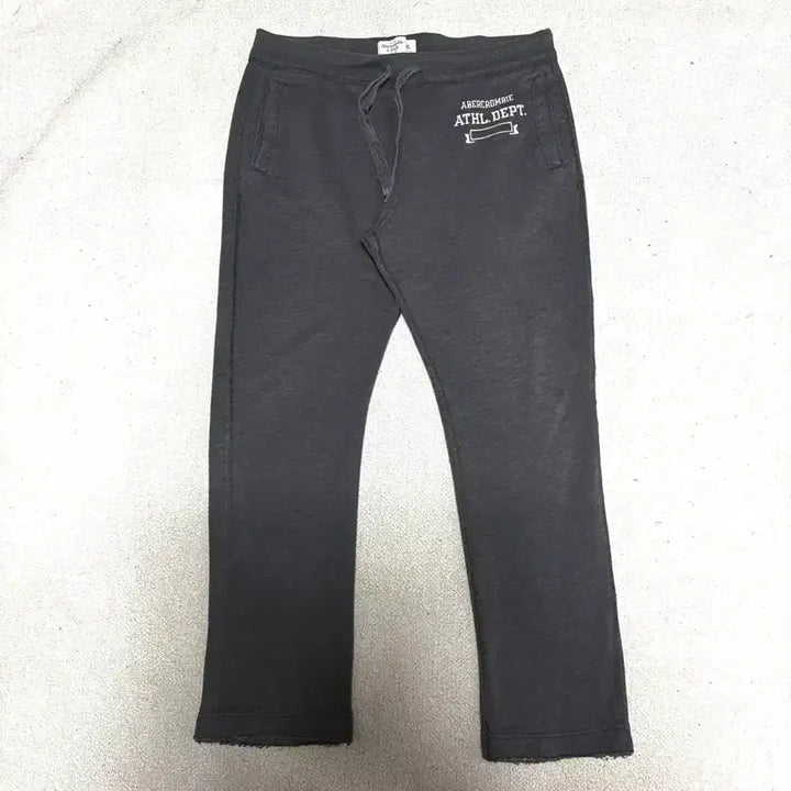 [BUNJANG] Abercrombie &amp; Fitch Charcoal Sweatpants XXL (110) / [XXL,110]아베크롬비 트레이닝 팬츠 스웻 바지 차콜