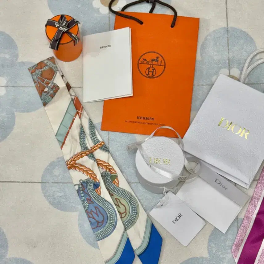 [BUNJANG] Hermès Twilly &amp; Dior Mitzah Scarf Set / 에르메스 트윌리, 디올 미차 스카프