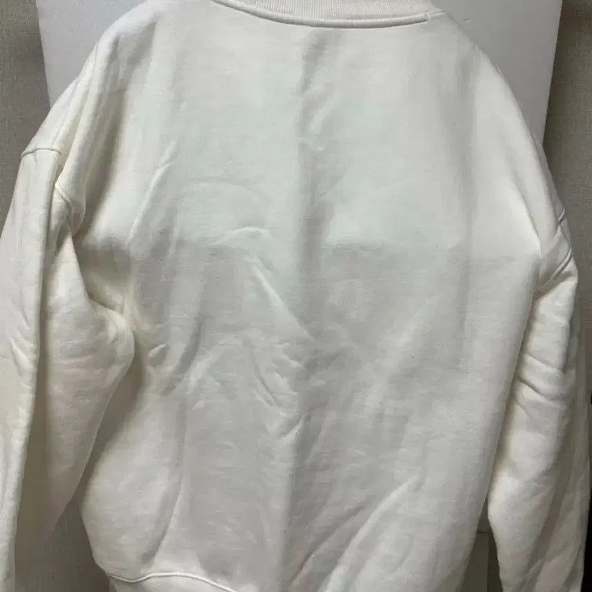 [BUNJANG] OIOI Logo Embroidered Fleece Sweatshirt XL / oioi 기모 화이트맨투맨티셔츠 xl