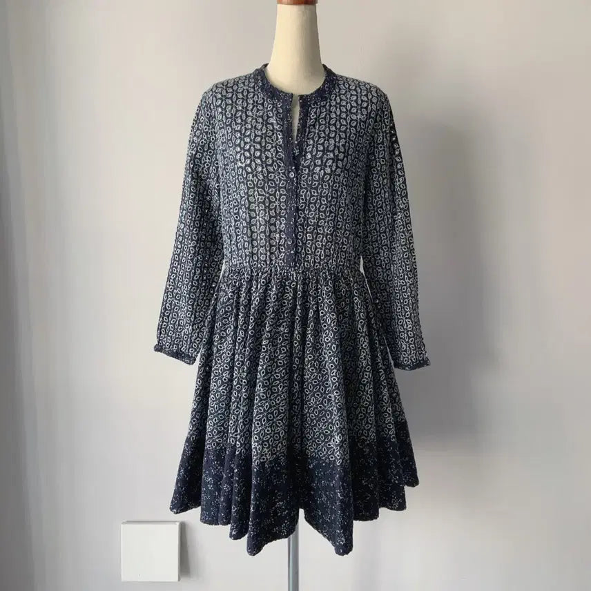 [BUNJANG] Maje Eyelet Midi Dress Navy / 마쥬 아일렛 원피스 네이비 3사이즈