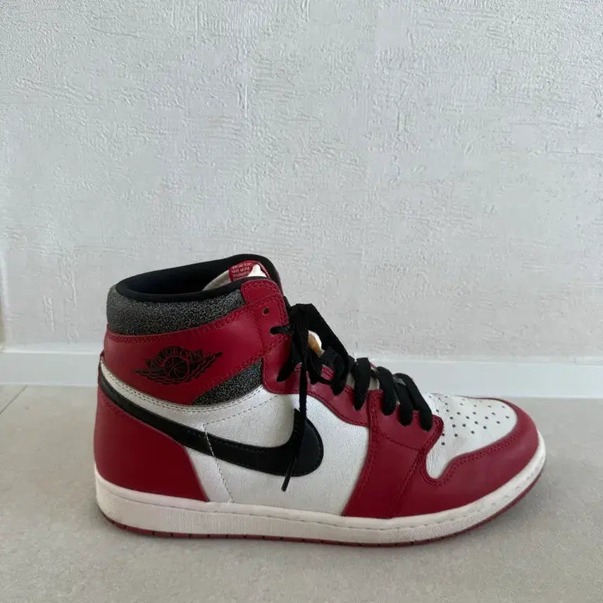 [BUNJANG] Jordan 1 Retro High OG Chicago 2022 / [285] 조던 1 레트로 하이 OG 시카고 2022