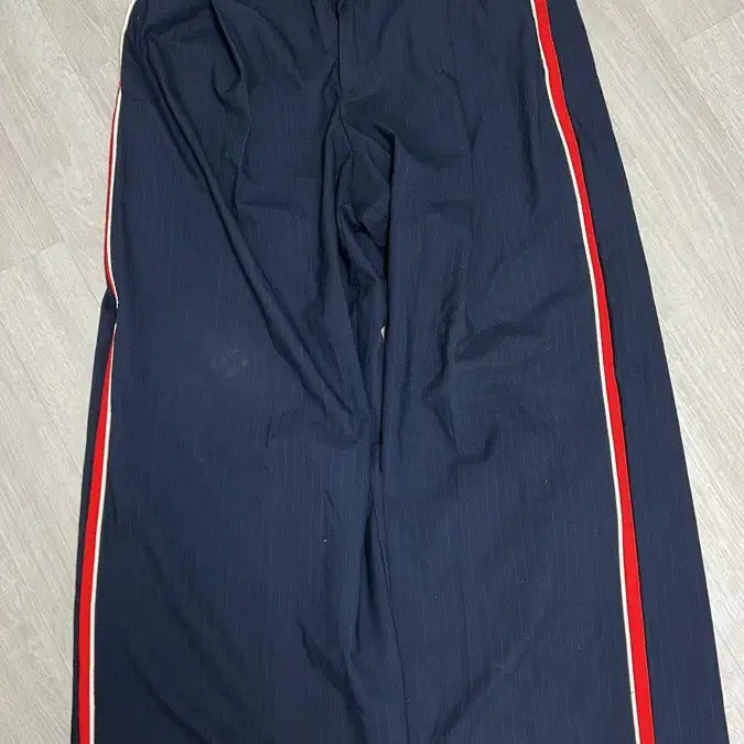 [BUNJANG] Navy Stripe Wide Track Pants / 네이비 스트라이프 와이드 트랙 팬츠