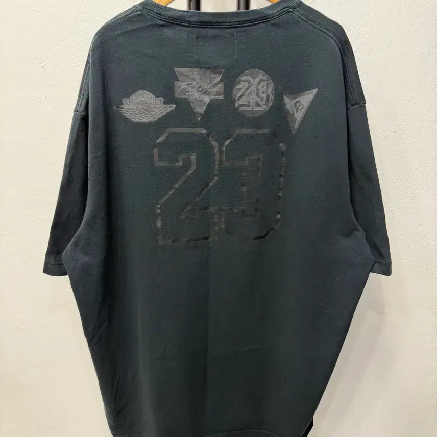 [BUNJANG] Nike Jordan 23 Oversized Black T-Shirt XL / 정품) 나이키 조던 23 오버핏 블랙 반팔티 XL