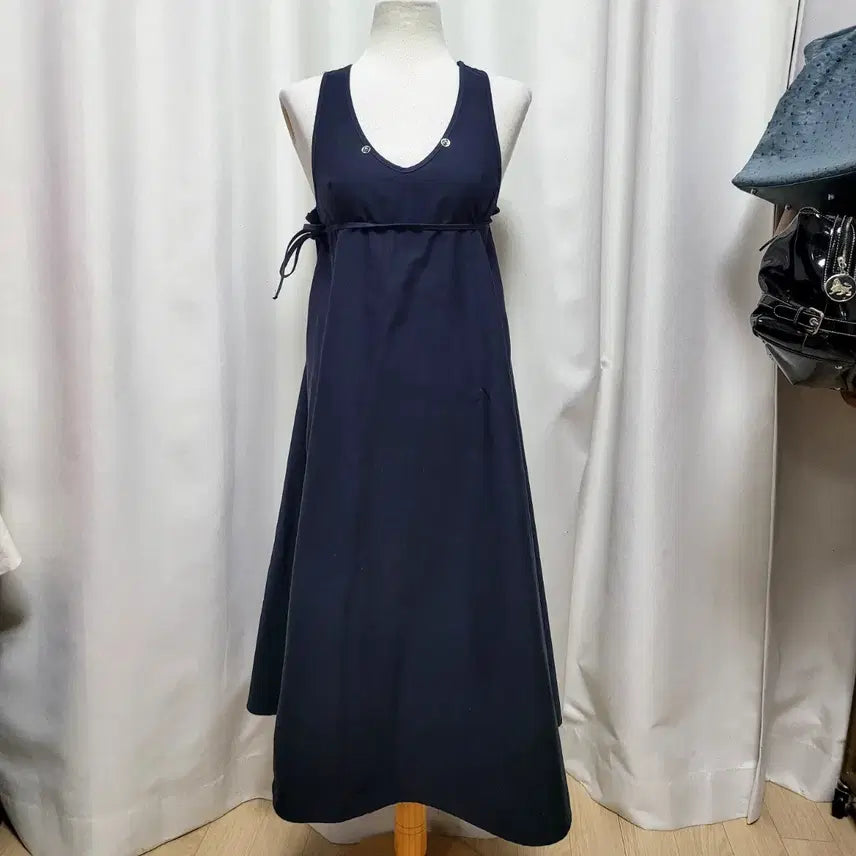 [BUNJANG] AVN One Piece Dress / AVN 원피스
