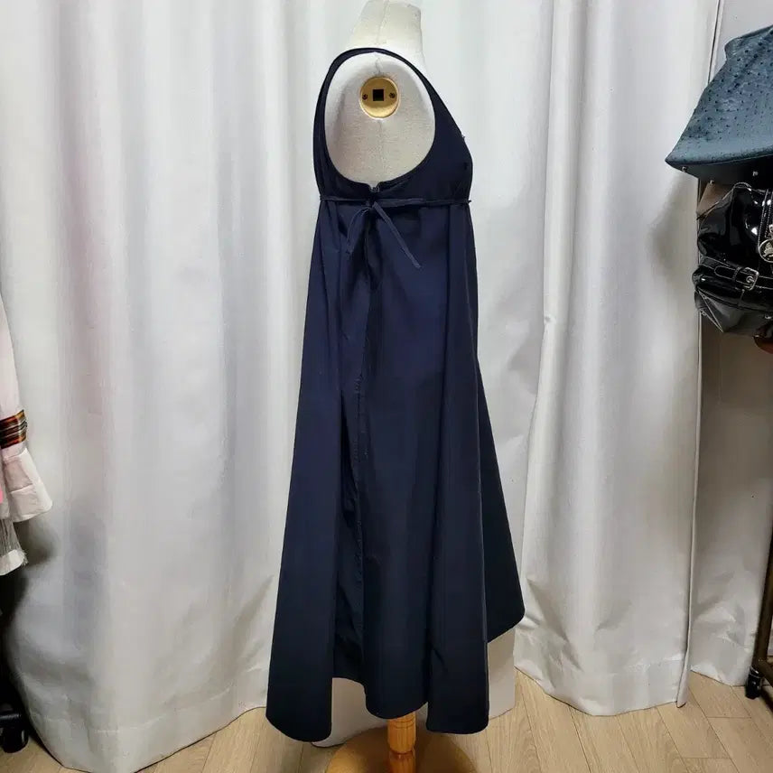 [BUNJANG] AVN One Piece Dress / AVN 원피스