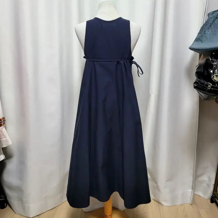 [BUNJANG] AVN One Piece Dress / AVN 원피스