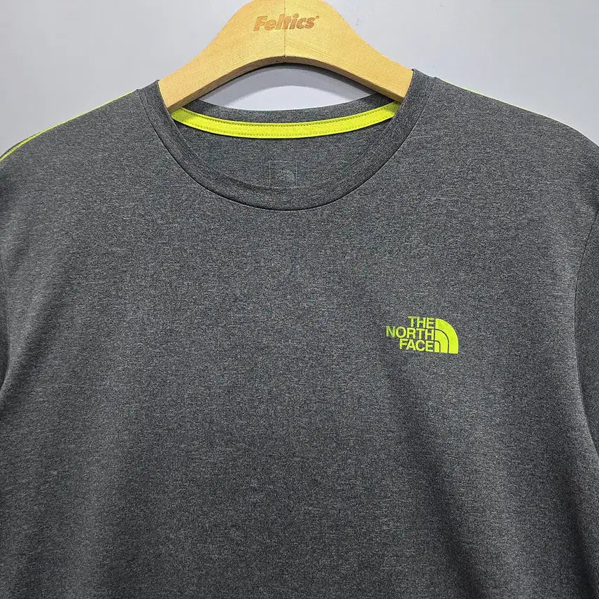 [BUNJANG] The North Face Logo Short Sleeve T-Shirt Size 105 / 노스페이스 반팔 티셔츠 105