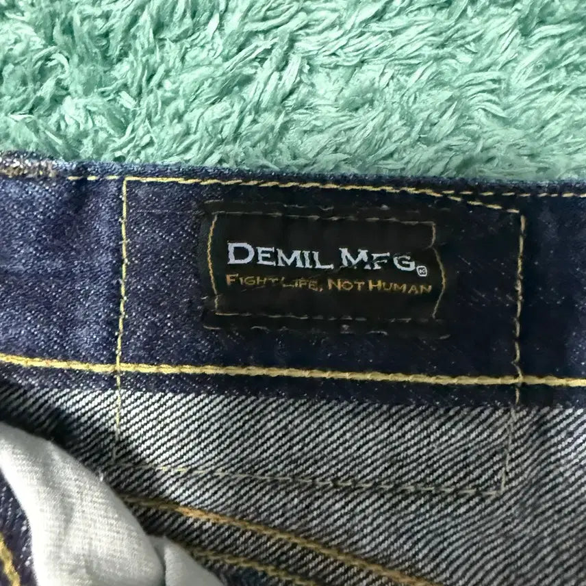 [BUNJANG] DEMIL 009 R Denim Pants (Size 34) / 데밀 009 R 기장수선 34