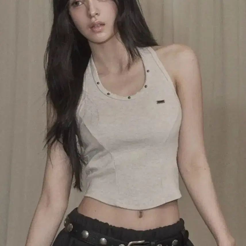 [BUNJANG] Damage Stud Halter Top - Khaki Point, Beige / 카키포인트 Damage Stud Halter Top 홀터 탑 베이지