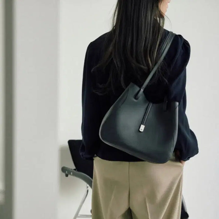 [BUNJANG] Be My Mood Load Middle Bag Black / 비마이무드 load middle bag (블랙, black)