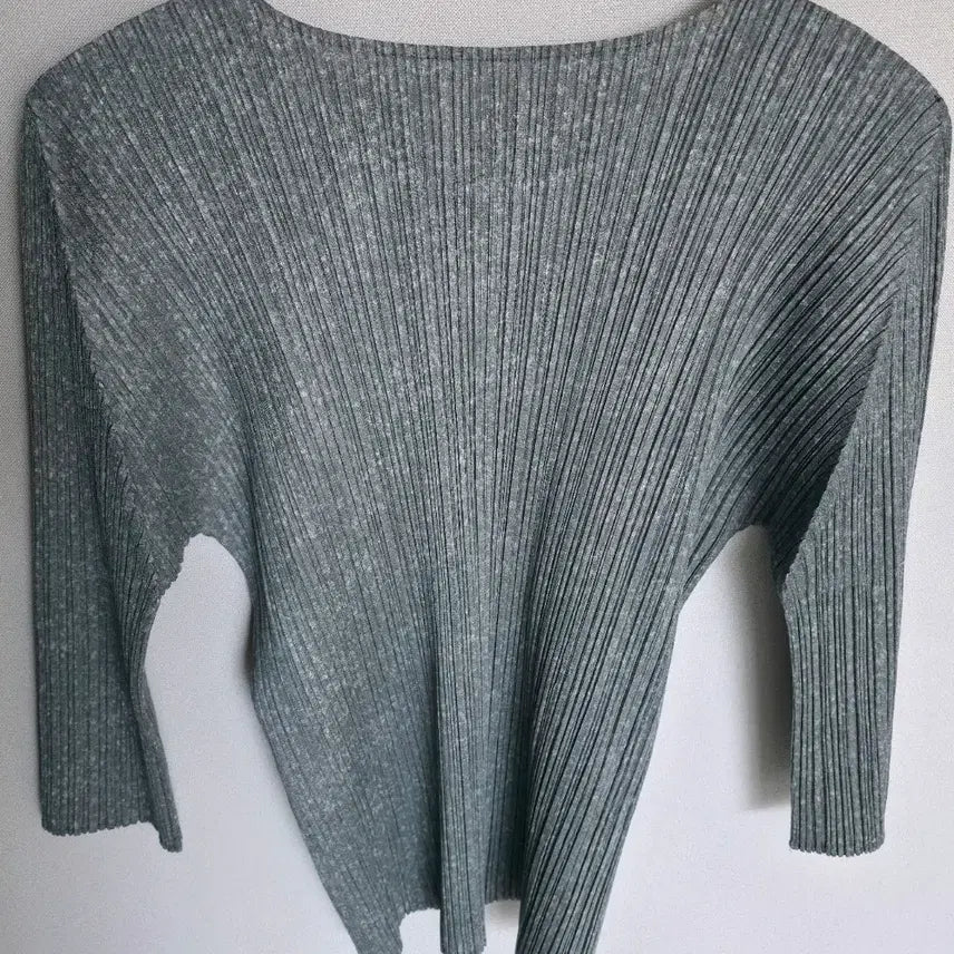 [BUNJANG] Pleats Please Gray 3/4 Sleeve Top / 플리츠플리즈상의