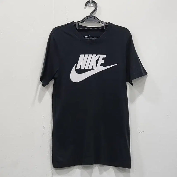 [BUNJANG] Nike Black Short Sleeve T-Shirt Swoosh Logo Size S / [S] 나이키 반팔 티셔츠 블랙 스우시 로고