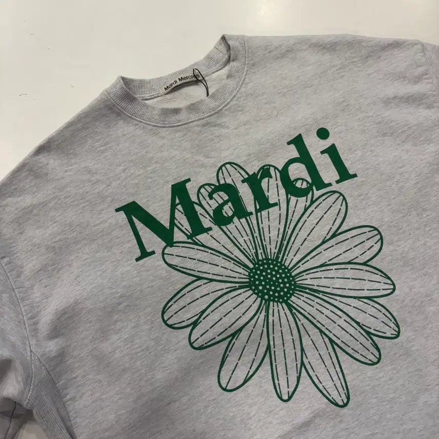 [BUNJANG] Mardi Mercredi Flower Sweatshirt - Grey / [OS] 마르디 메크르디 플라워 맨투맨 그레이