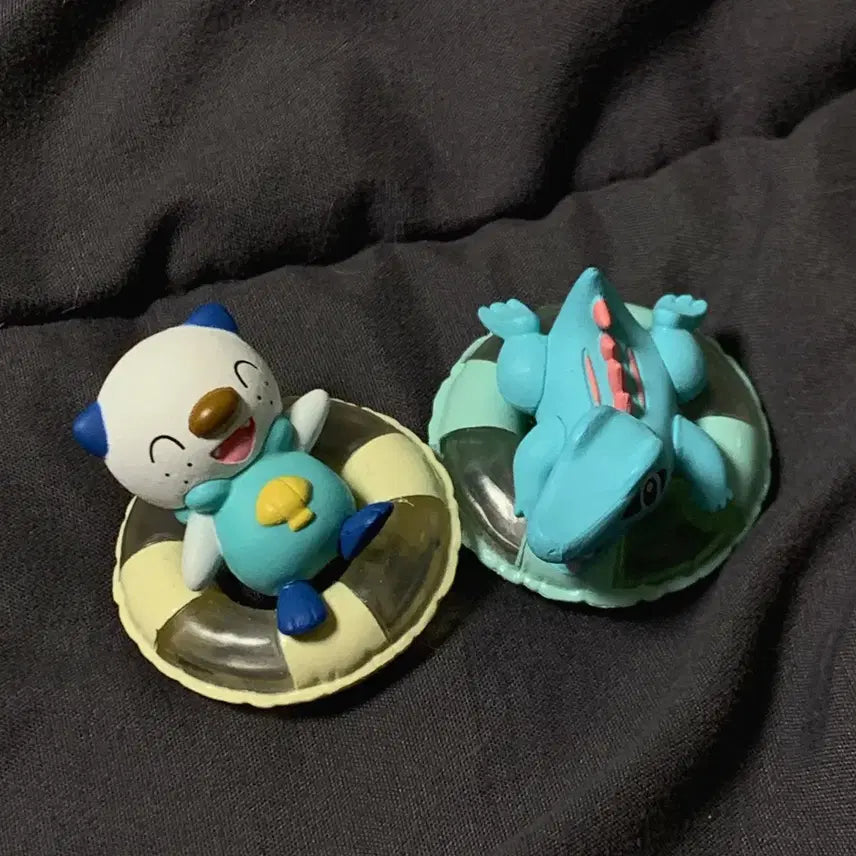 [BUNJANG] Pokemon Totodile Sunshine Beach Tube Figure Gacha Set / 일본 포켓몬 리아코 수댕이 반짝반짝 선샤인 비치 튜브 피규어 가챠 세트
