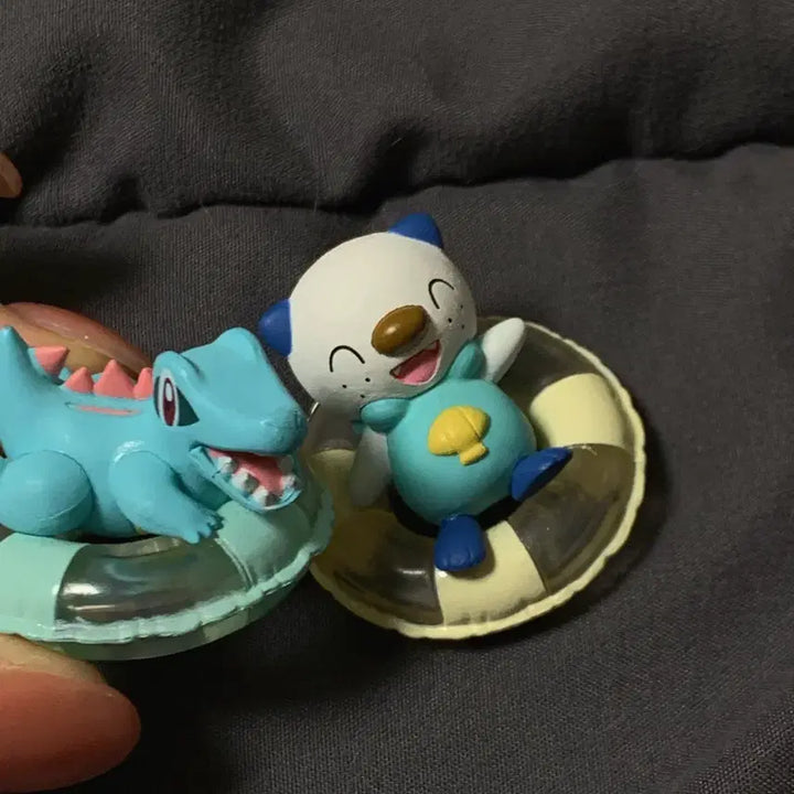 [BUNJANG] Pokemon Totodile Sunshine Beach Tube Figure Gacha Set / 일본 포켓몬 리아코 수댕이 반짝반짝 선샤인 비치 튜브 피규어 가챠 세트